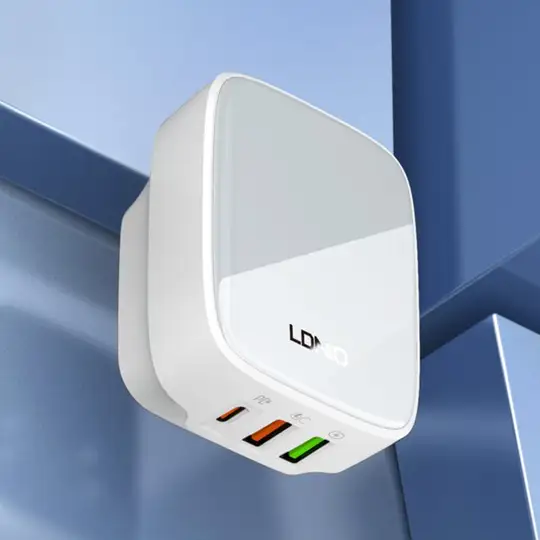Ldnio 32W 3 USB QC4.0 Super Fast Charger Q334 EU Plug